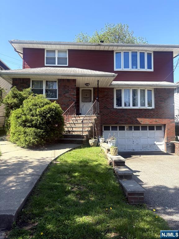 Property for Sale at 54 W Columbia Avenue, Palisades Park, New Jersey - Bedrooms: 7 
Bathrooms: 4.5 
Rooms: 16  - $1,190,000