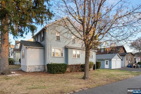 105 Quackenbush Avenue, Dumont, NJ 07628 - MLS#: 25005241