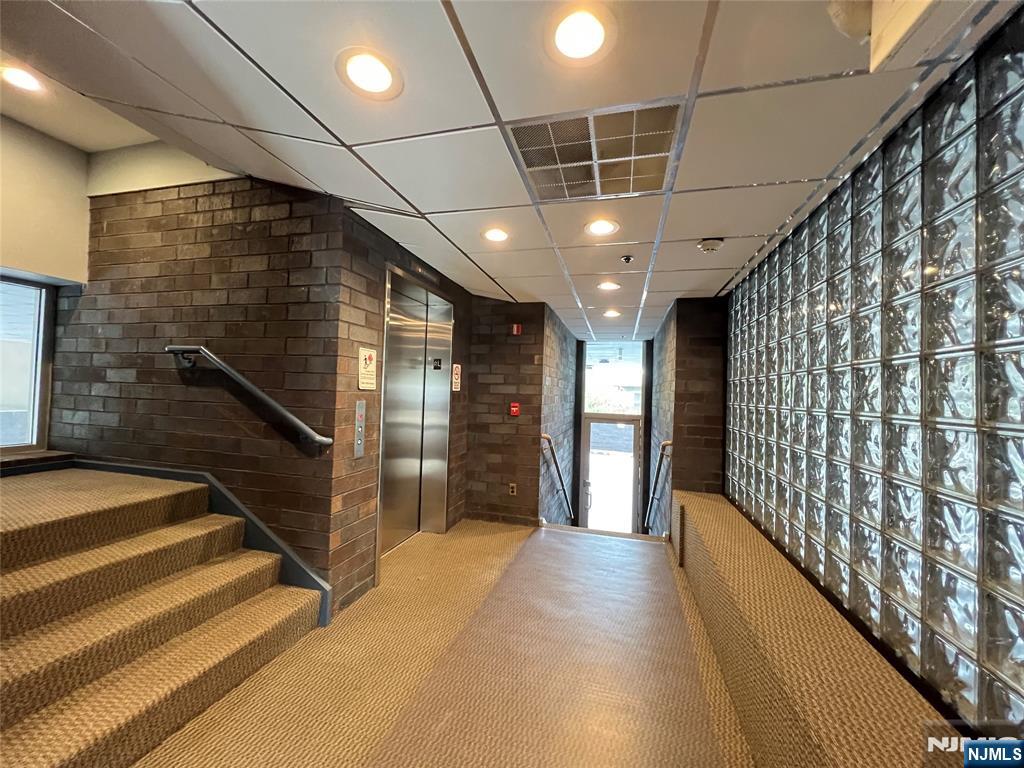 364 Palisade Avenue 5B