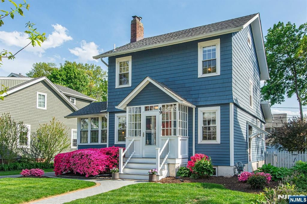 Photo of 49 Harvard Street, Montclair, NJ 07042 (MLS # 26016831)