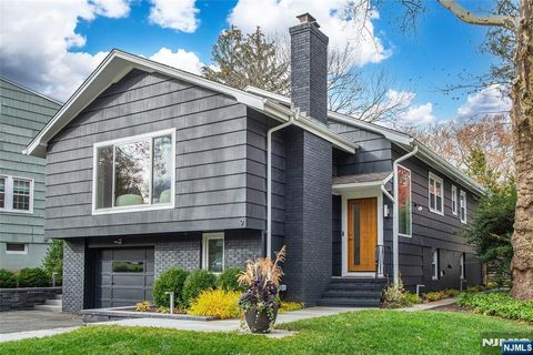 Photo of 9 Windermere Road, Montclair, NJ 07043 (MLS # 26003296)