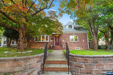 Photo of 558 Broad Ave, Leonia, NJ 07605 (MLS # 26036583)