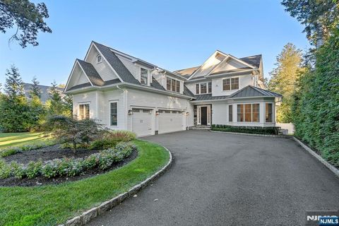 Photo of 316 White Oak Ridge Road, Millburn, NJ 07078 (MLS # 25034605)