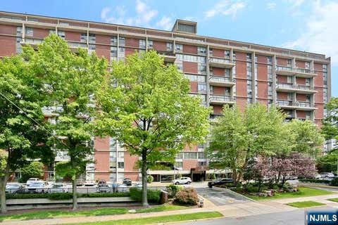 Photo of 3 Horizon Road #1406, Fort Lee, NJ 07024 (MLS # 26028489)