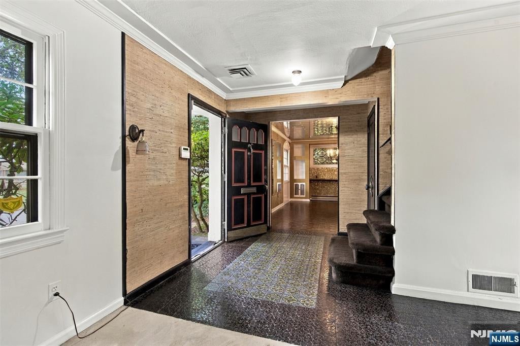 Homes for Sale in Northern NJ | ThisIsRiverEdge.com 135 Voorhis Avenue