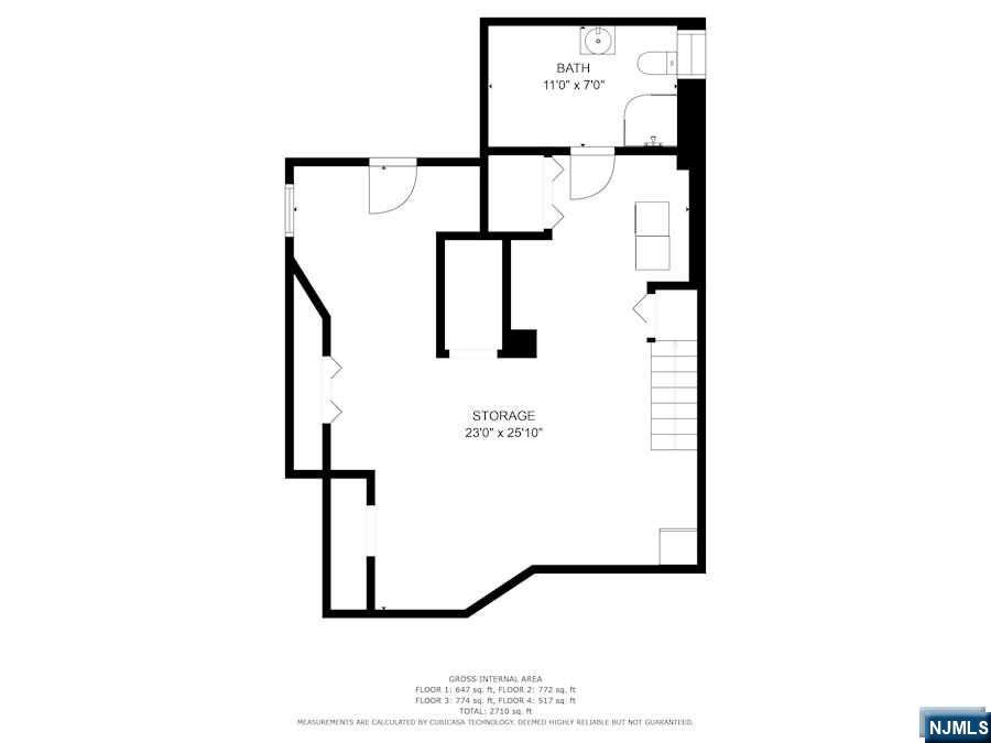 Main image without alt text