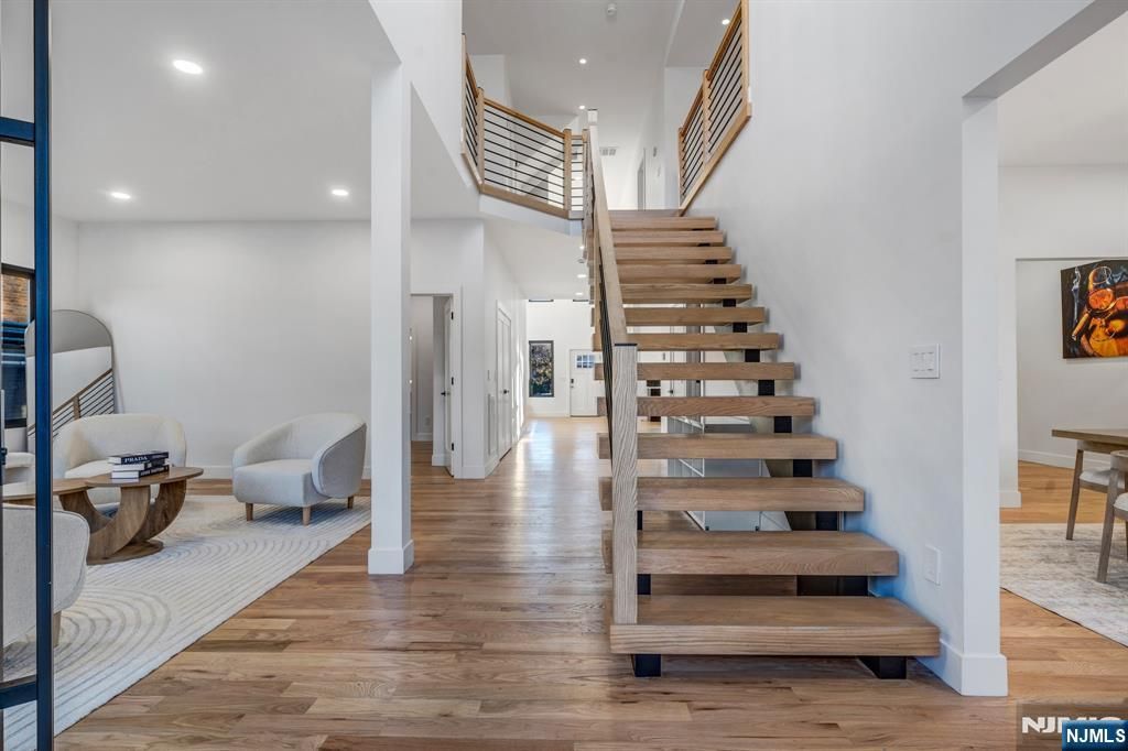 Photo of 33 Randolph Place, Newark, NJ 07108 (MLS # 25040864)