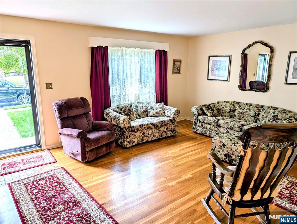 70 Bromley Place