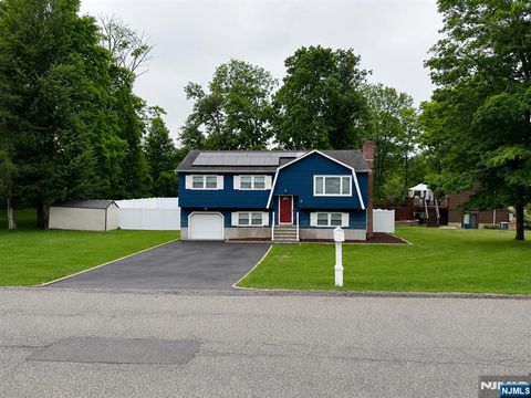 Photo of 2 Vivian Plaza, Newton, NJ 07860 (MLS # 26026942)
