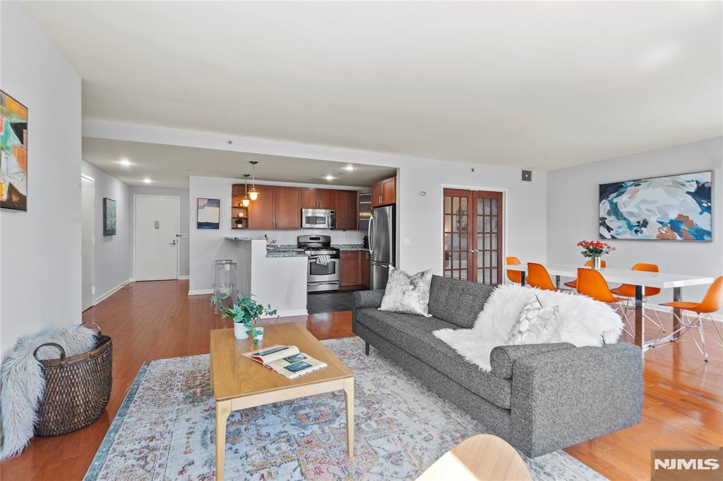 Property for Sale at 700 Grove Street 2P, Jersey City, New Jersey - Bedrooms: 2 
Bathrooms: 2  - $699,000