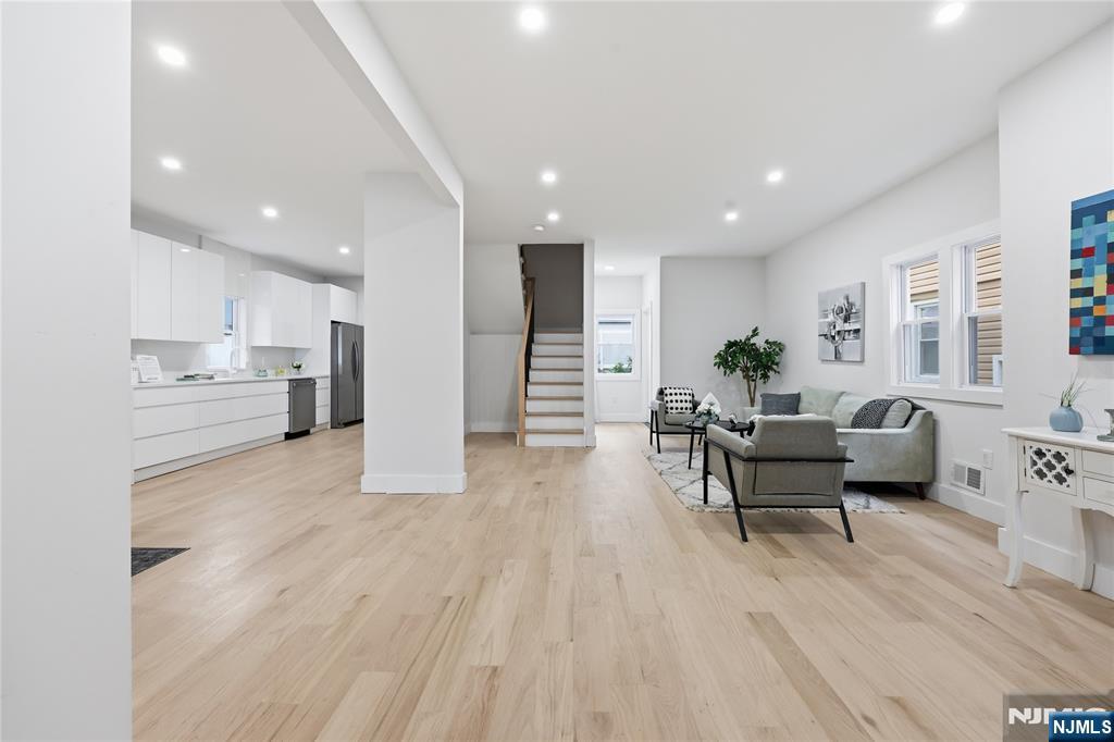 222 30th Street