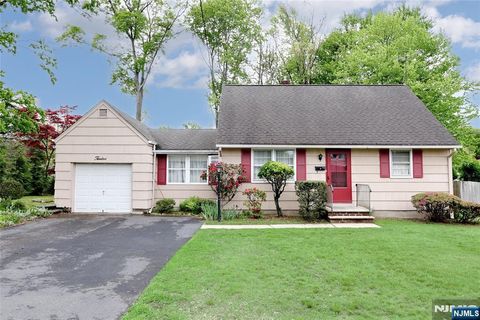 Photo of 12 Beverly Lane, Waldwick, NJ 07463 (MLS # 26018119)
