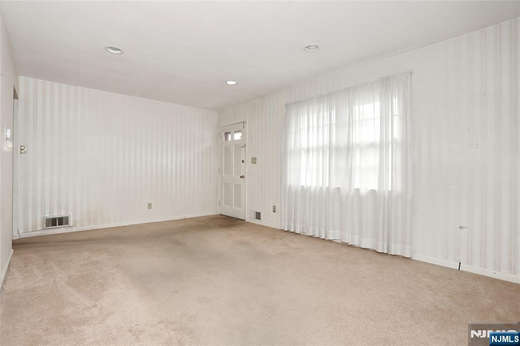 12 Beverly Lane