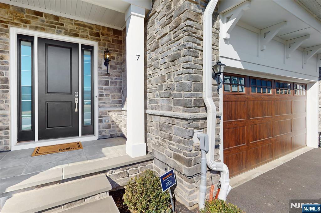 7 Saint Andrews Circle