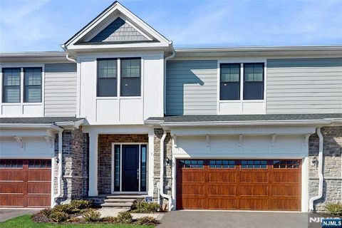 Photo of 7 Saint Andrews Circle, River Vale, NJ 07675 (MLS # 26010330)