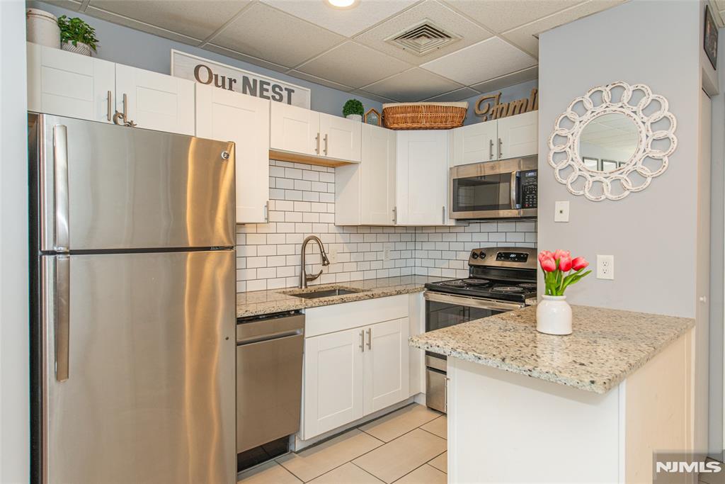 279 Clark Street A-12