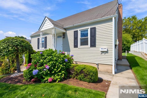 Photo of 164 Arlington Boulevard, North Arlington, NJ 07031 (MLS # 26039922)
