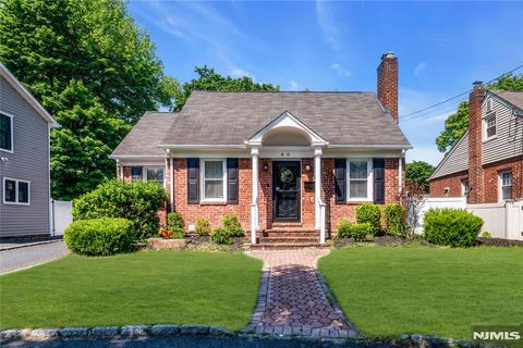 Photo of 40 Merritt Avenue, Dumont, NJ 07628 (MLS # 26022402)