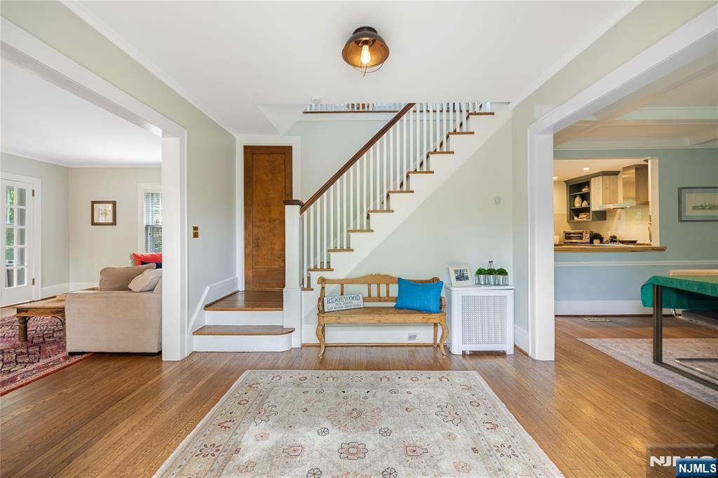 403 Colonial Road