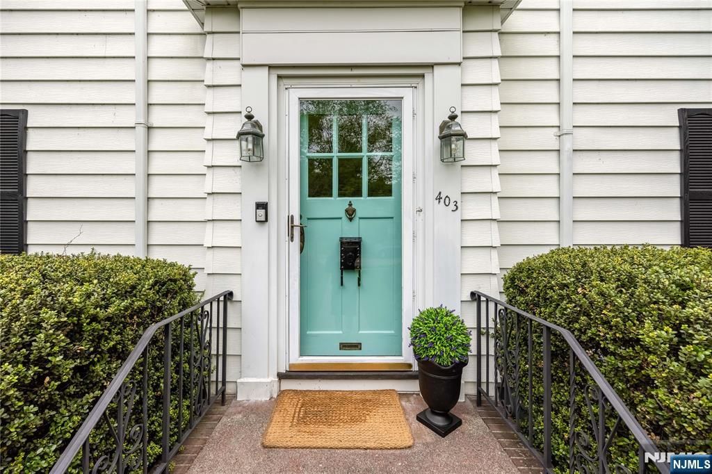 Photo of 403 Colonial Road, Ridgewood Village, NJ 07450 (MLS # 26017448)