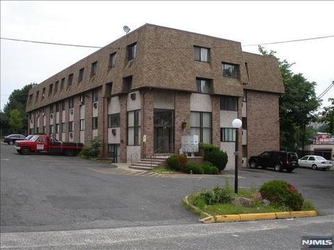 Photo of 127 E Columbia Ave #C-8, Palisades Park, NJ 07650 (MLS # 26004295)