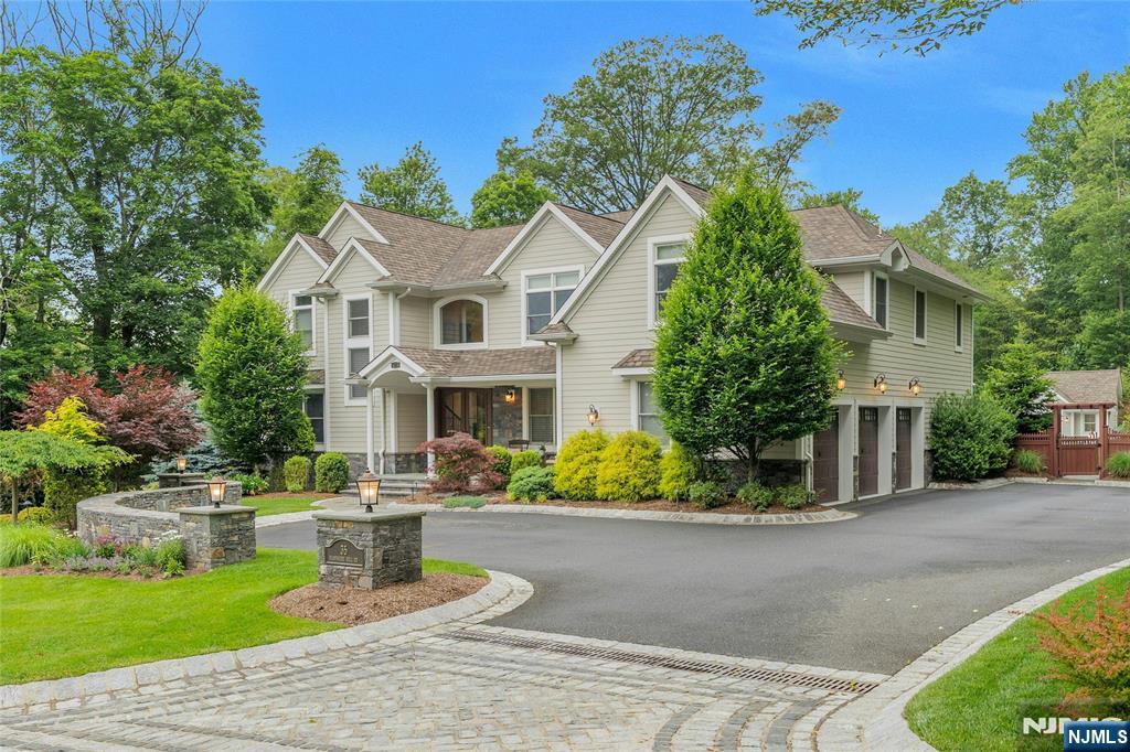 35 Hampshire Hill Road