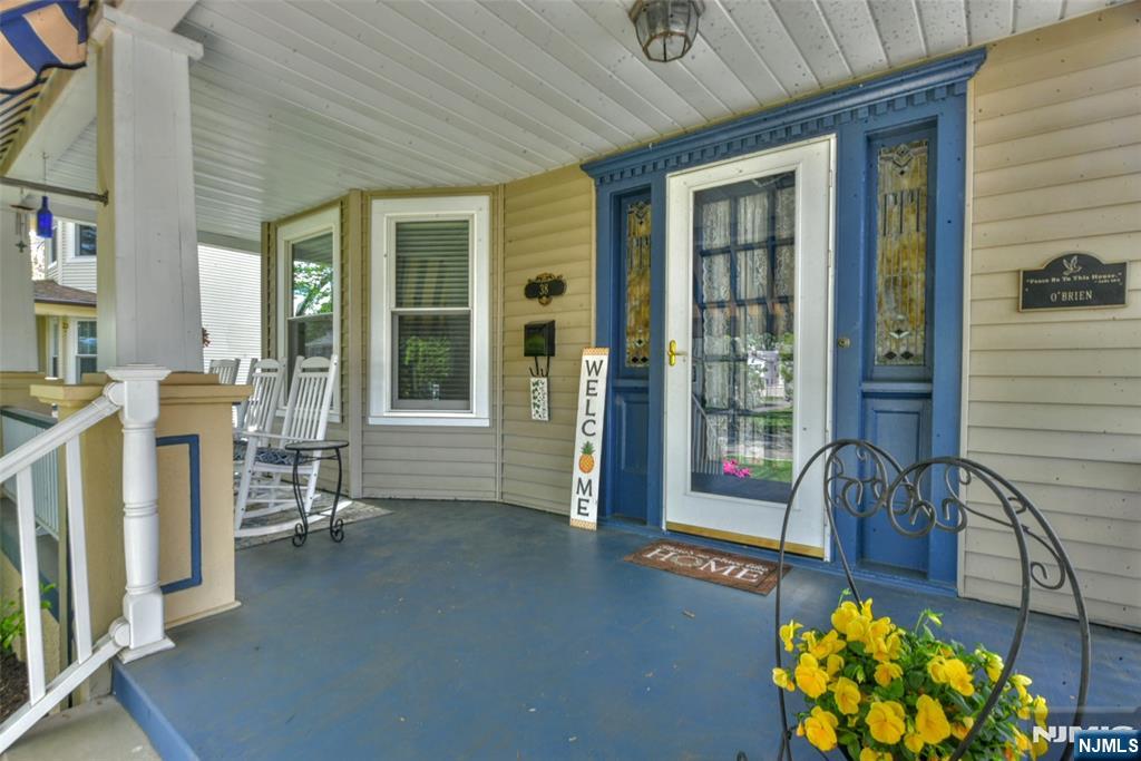38 Arlington Avenue