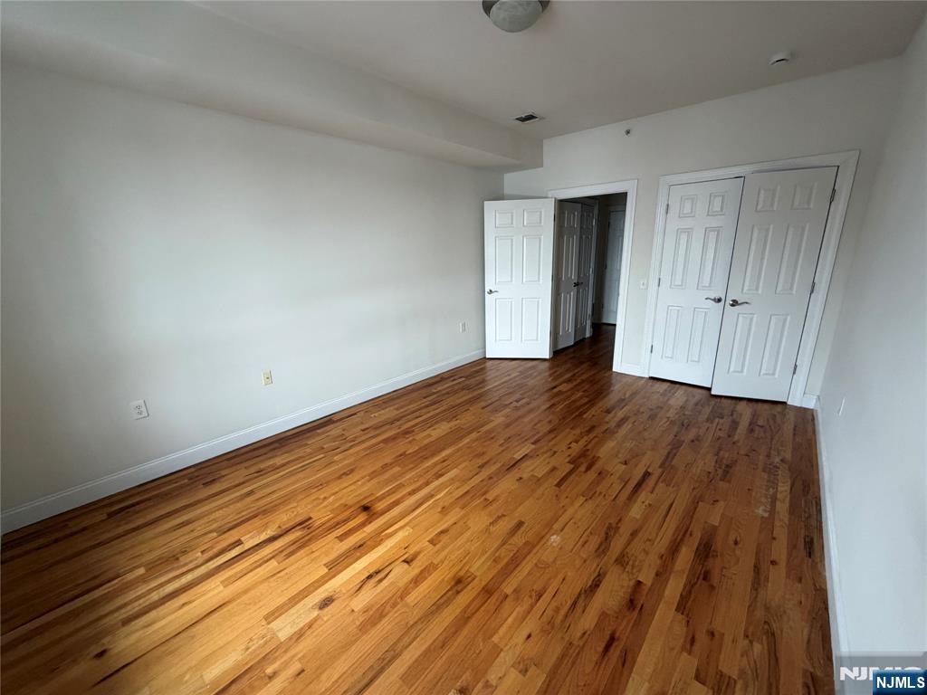100 Park Avenue 203