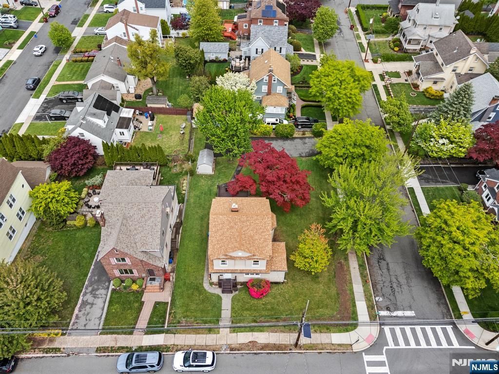 Photo of 152 High Street, Nutley, NJ 07110 (MLS # 26016155)