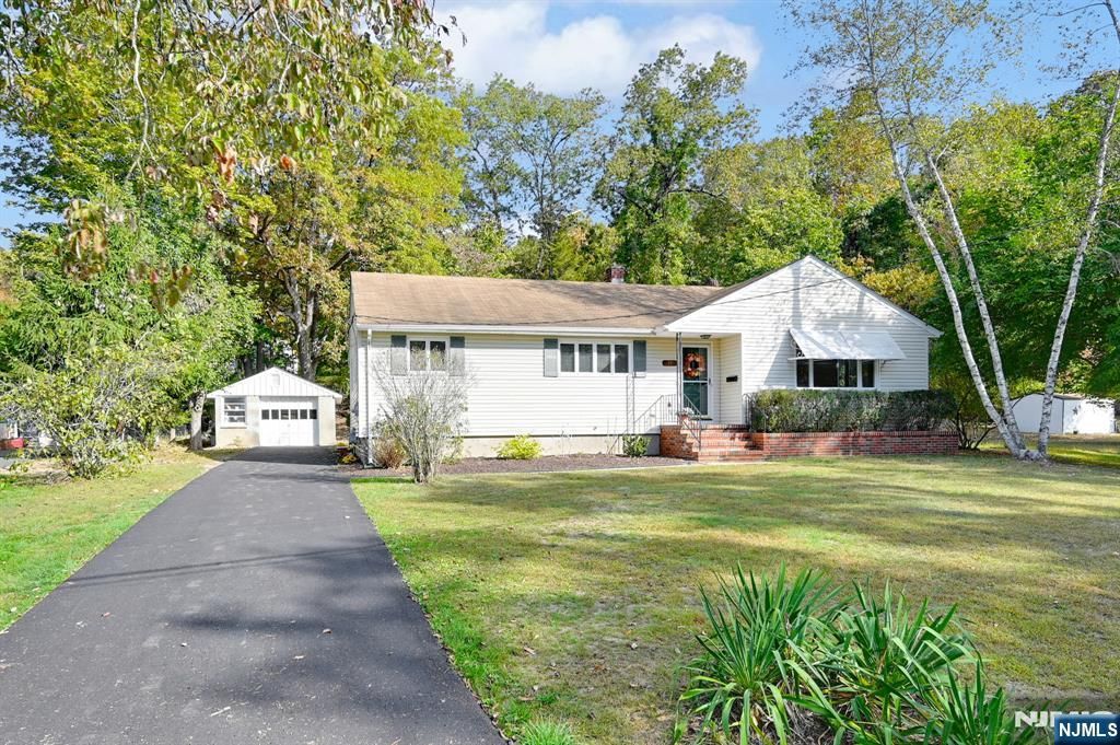 Photo of 18 Colfax Avenue, Wanaque, NJ 07465 (MLS # 25036141)