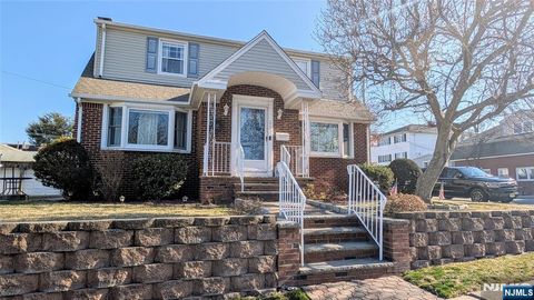 31 Wadsworth Street Wallington NJ 07057