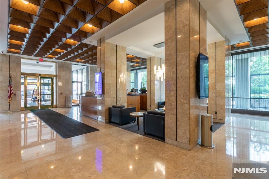 Homes for Sale in Northern NJ | ThisIsRiverEdge.com 1600 Parker Avenue 20A
