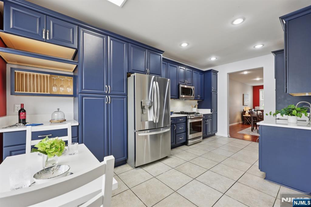 504 Coventry Drive