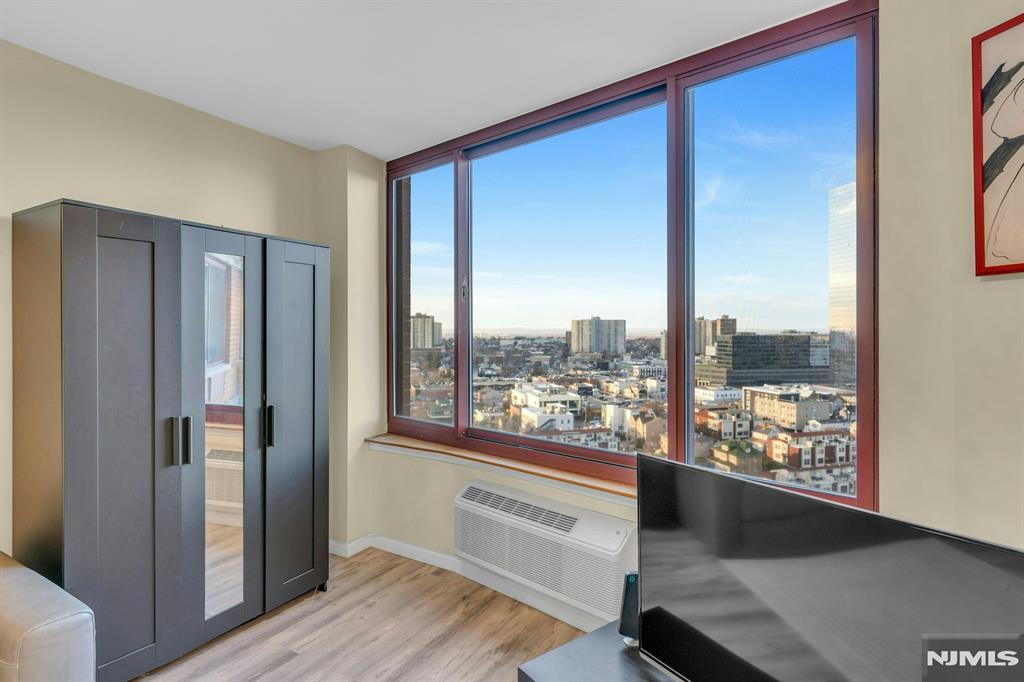 100 Old Palisade 3101