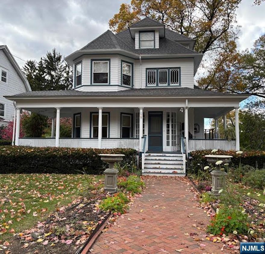 First floor apartment in a beautiful Ridgewood colonial with open porch, not far from the downtown. Tiled entry foyer, 9.5' high ceilings, huge walk-in closet. Stained glass window in LR. Room sizes approximately: LR 16 x 19; Kitchen 11x12; Bedroom 15x16. Kitchen has lots of nooks and crannies and a deep pantry. Freshly painted and hardwood floors redone. Heat and water included. No pets. No smoking. Use of washer and dryer in basement. Two parking spaces. LL is resp for lawn maint and snow removal. Close to train, bus and downtown stores and restaurants. Excellent credit. Interview, and employment verification required.