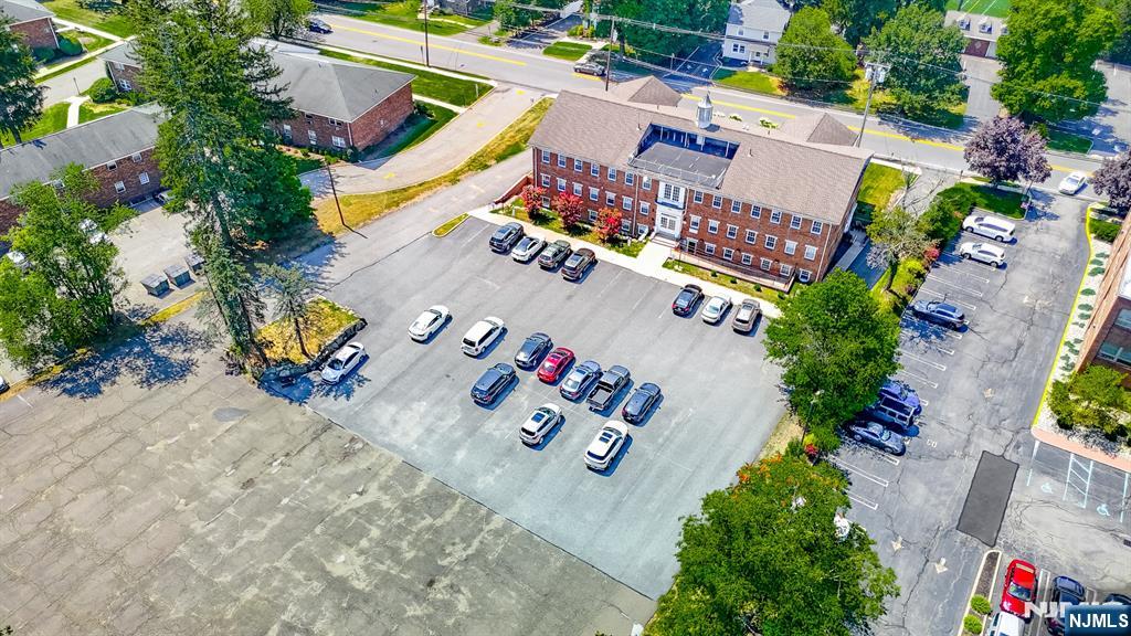 50 Franklin Turnpike