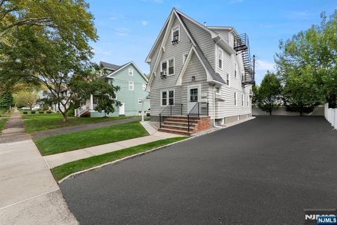 11 Evergreen Avenue Bloomfield NJ 07003