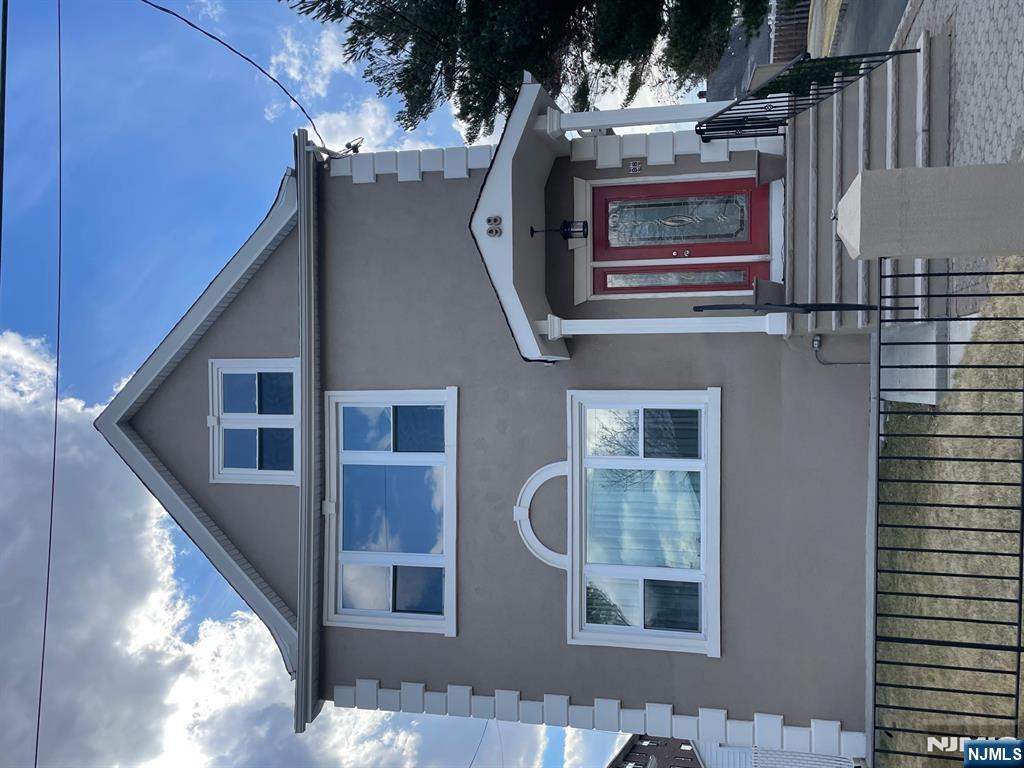 Rental Property at 98 Terrace Ave, Lodi, New Jersey - Bedrooms: 1 
Bathrooms: 1 
Rooms: 3  - $1,800 MO.