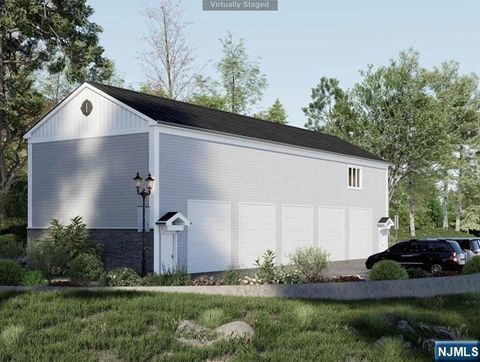 Photo of 237 Hamburg Turnpike, Bloomingdale, NJ 07403 (MLS # 26007341)