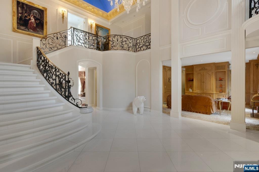 64 Rio Vista Drive