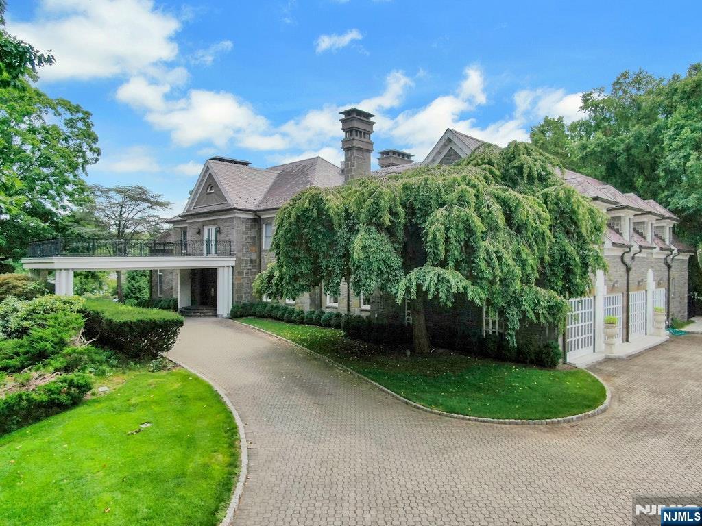 64 Rio Vista Drive