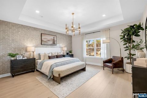 14 Belmont Place Oakland NJ 07436