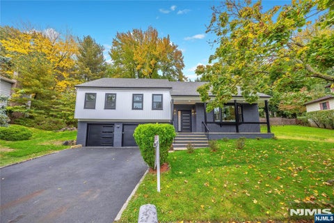 Photo of 405 Pine Hill Road, Leonia, NJ 07605 (MLS # 26037828)