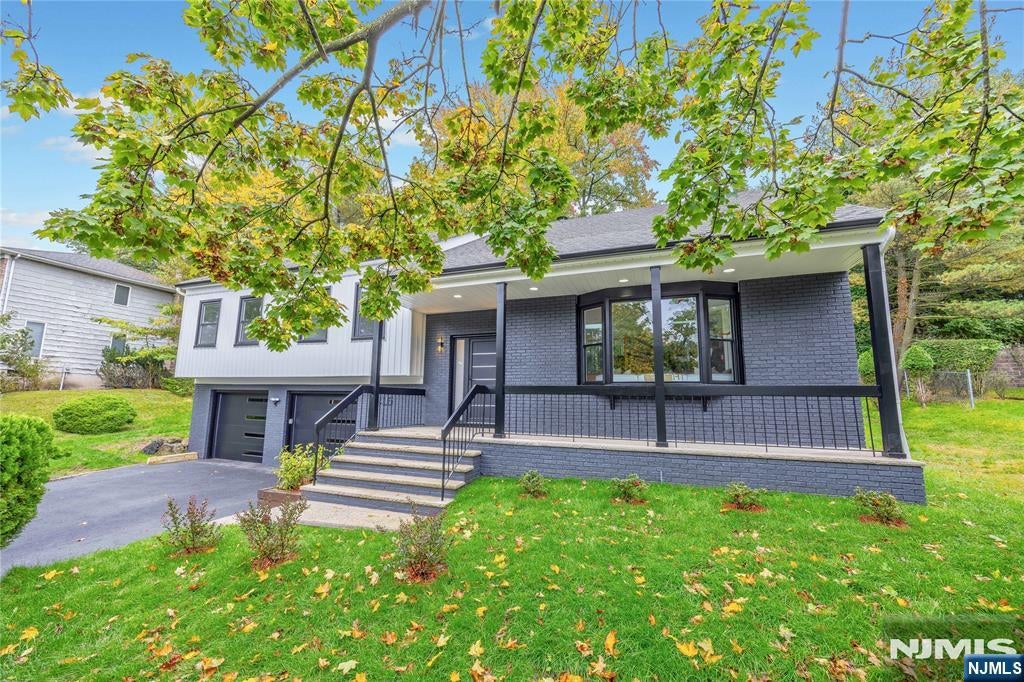 405 Pine Hill Road