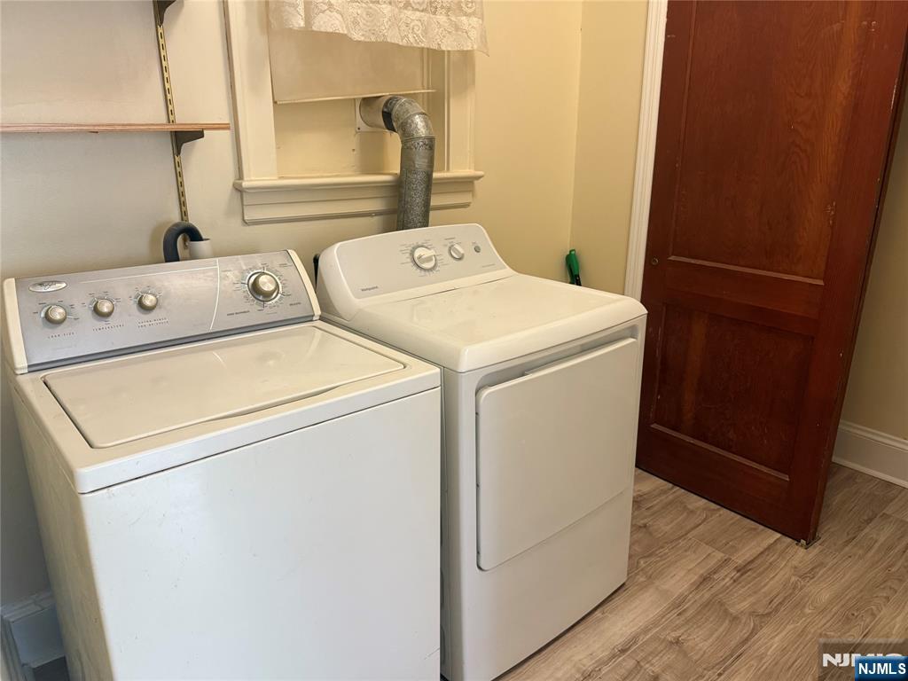 Garfield, New Jersey 07026, United States, 2 Bedrooms Bedrooms, ,1 BathroomBathrooms,Residential,Active,194523