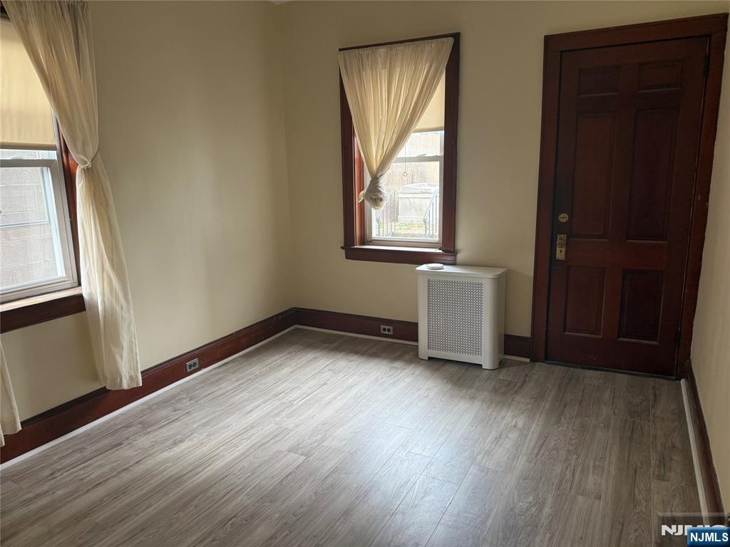 Garfield, New Jersey 07026, United States, 2 Bedrooms Bedrooms, ,1 BathroomBathrooms,Residential,Active,194523