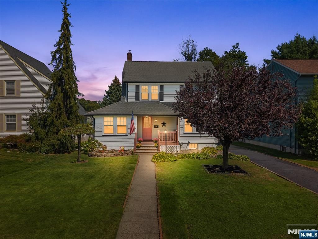 Photo of 58 Mountainview Avenue, Nutley, NJ 07110 (MLS # 25032424)