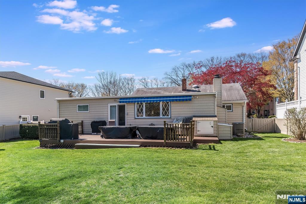 231 Hillside Avenue