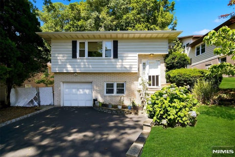 Photo of 444 Lookout Avenue, Hackensack, NJ 07601 (MLS # 26026049)