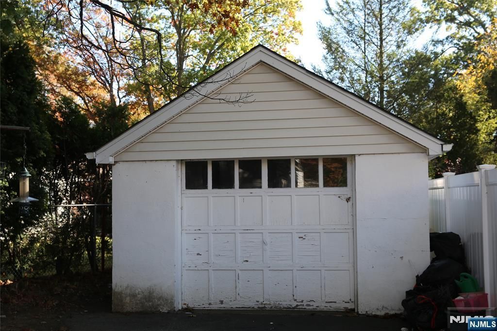 Photo of 1079 Lafayette Ave Extension, Hawthorne, NJ 07506 (MLS # 25038252)